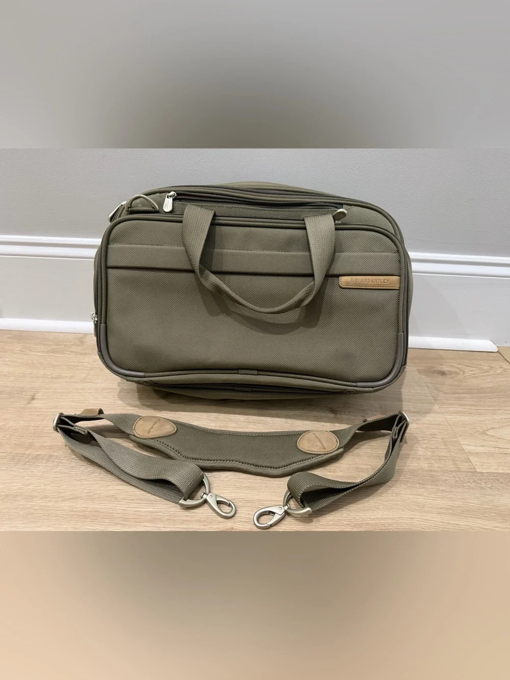Briggs & Riley Baseline Expandable Weekender Cabin Bag